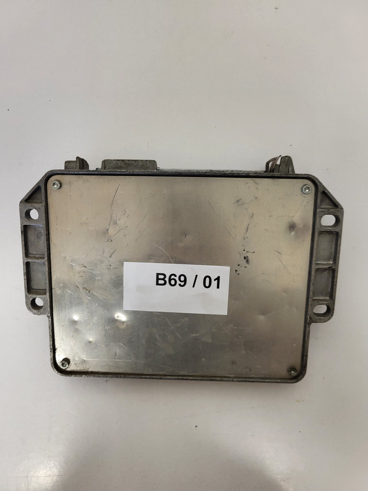 RENAULT ECU / 7700115597 / 7700115160 / 21654820-6 / 7700113511 / 35 PIN SAGEM - B69-01 - 3