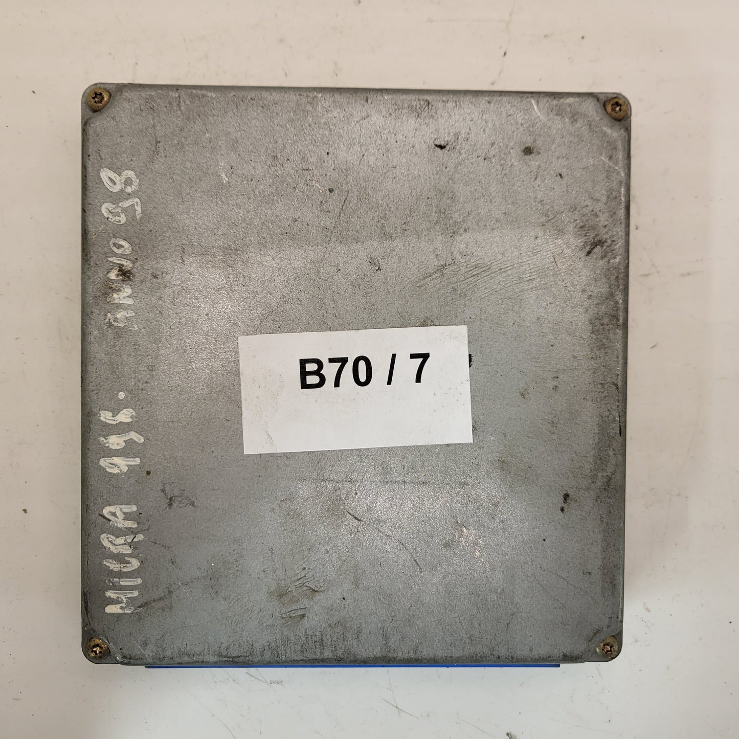 Nissan MICRA ECU / 0261204243 / 23710 74B00 / 74B00-24400 / BOSCH