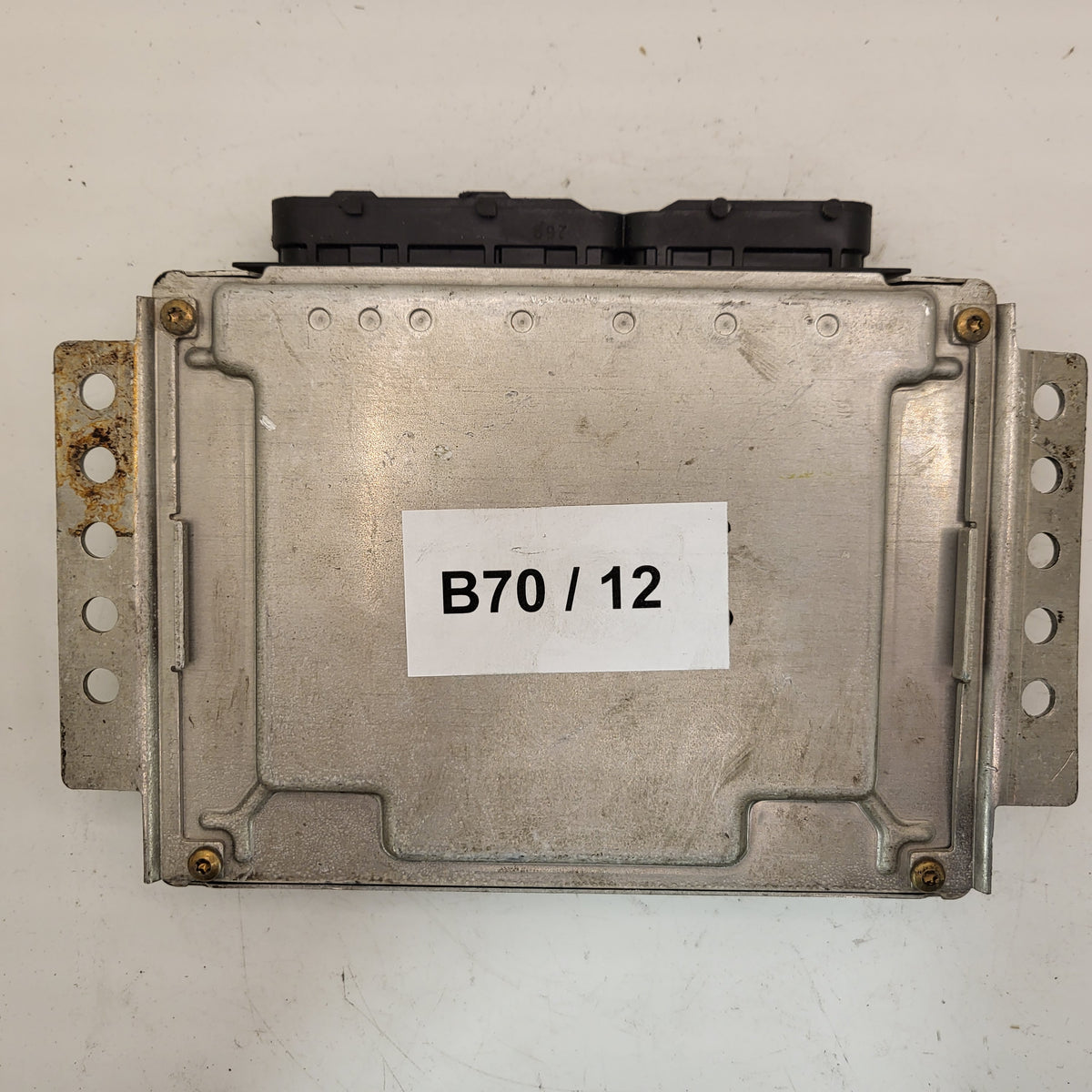 Fiat MULTIPLA 1.9 ECU / 0281010334 / 73501228 / BOSCH - B70-12 - 3