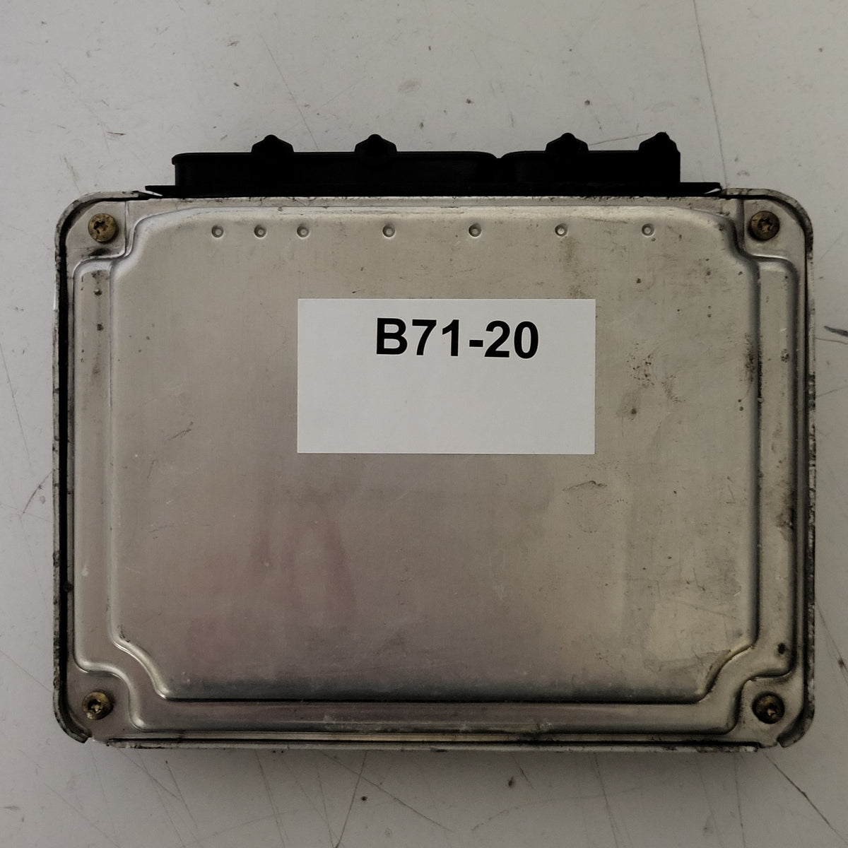 VW POLO ECU / 030906032CG / 0261207178 / ME7.5.10 / BOSCH - B71-20 - 3