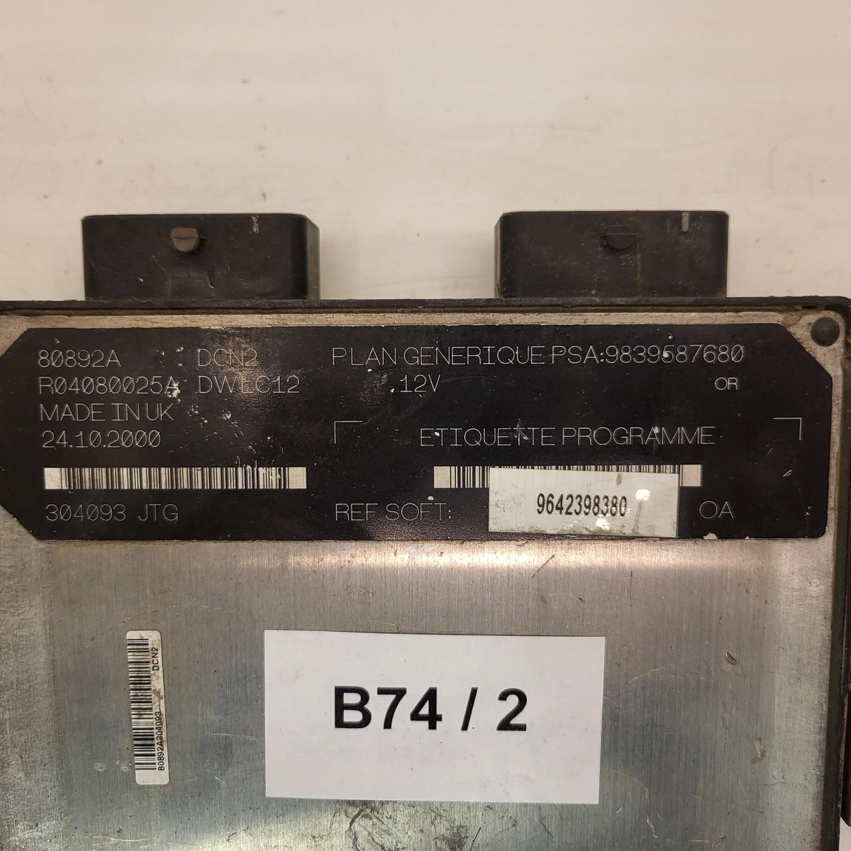 Peugeot Citroen ECU / 9839587680 / 9642398380 / R04080025A / LUCAS - B74-02 - 3