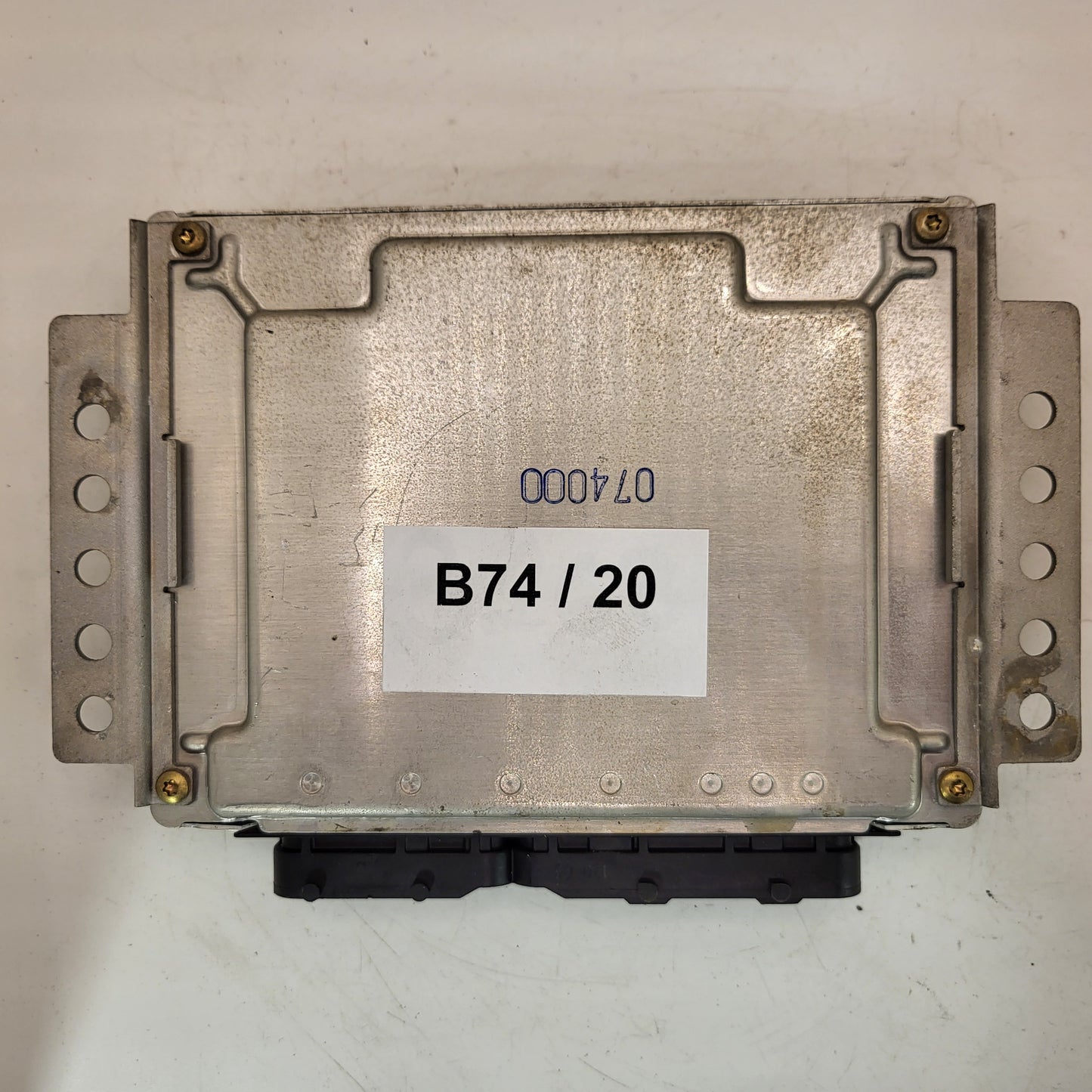 ALFA ROMEO 156 ECU / 0281010740 / 55186488 / BOSCH