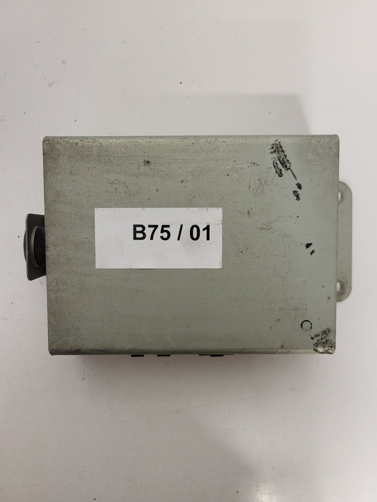 MG F TF ECU / YWC106740 / Q1T17371M / MITSUBISHI - B75-01 - 3