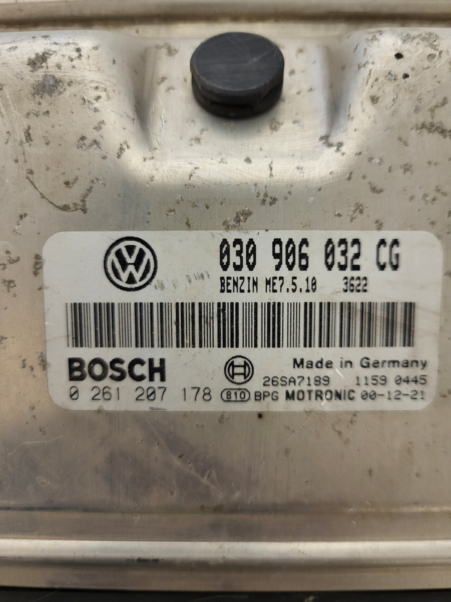 VW POLO ECU / 030906032CG / 0261207178 / ME7.5.10 / BOSCH