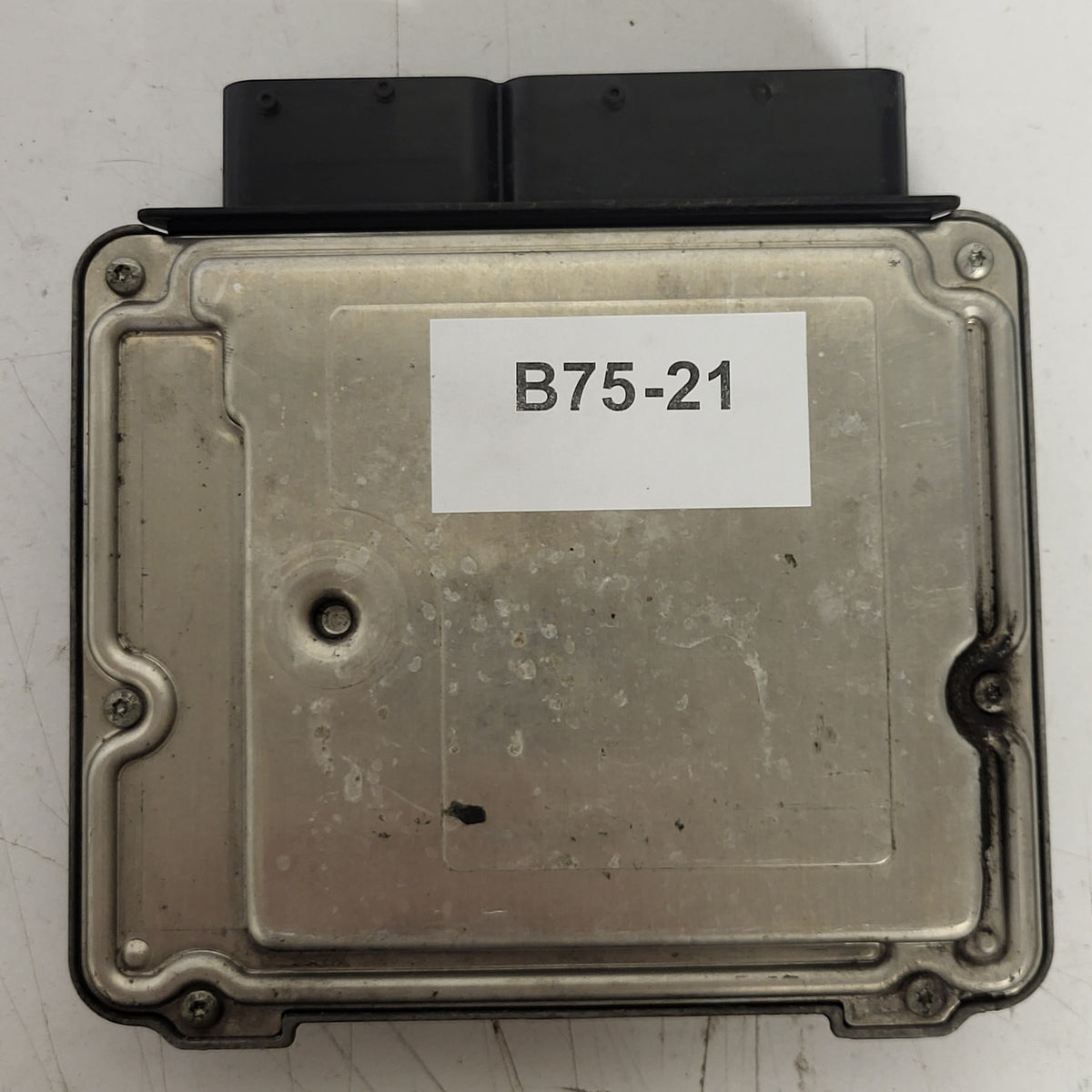 ALFA 156 ECU / 0281011984 / 55196563 / BOSCH - B75-21 - 3