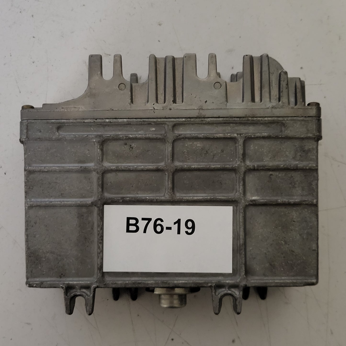 VW LUPO POLO AROSA ECU / 030906027E / 0261203932 / BOSCH
