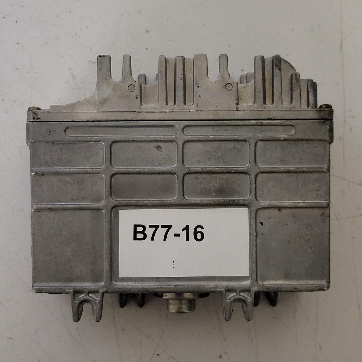 VW LUPO POLO AROSA ECU / 030906027E / 0261203932 / BOSCH