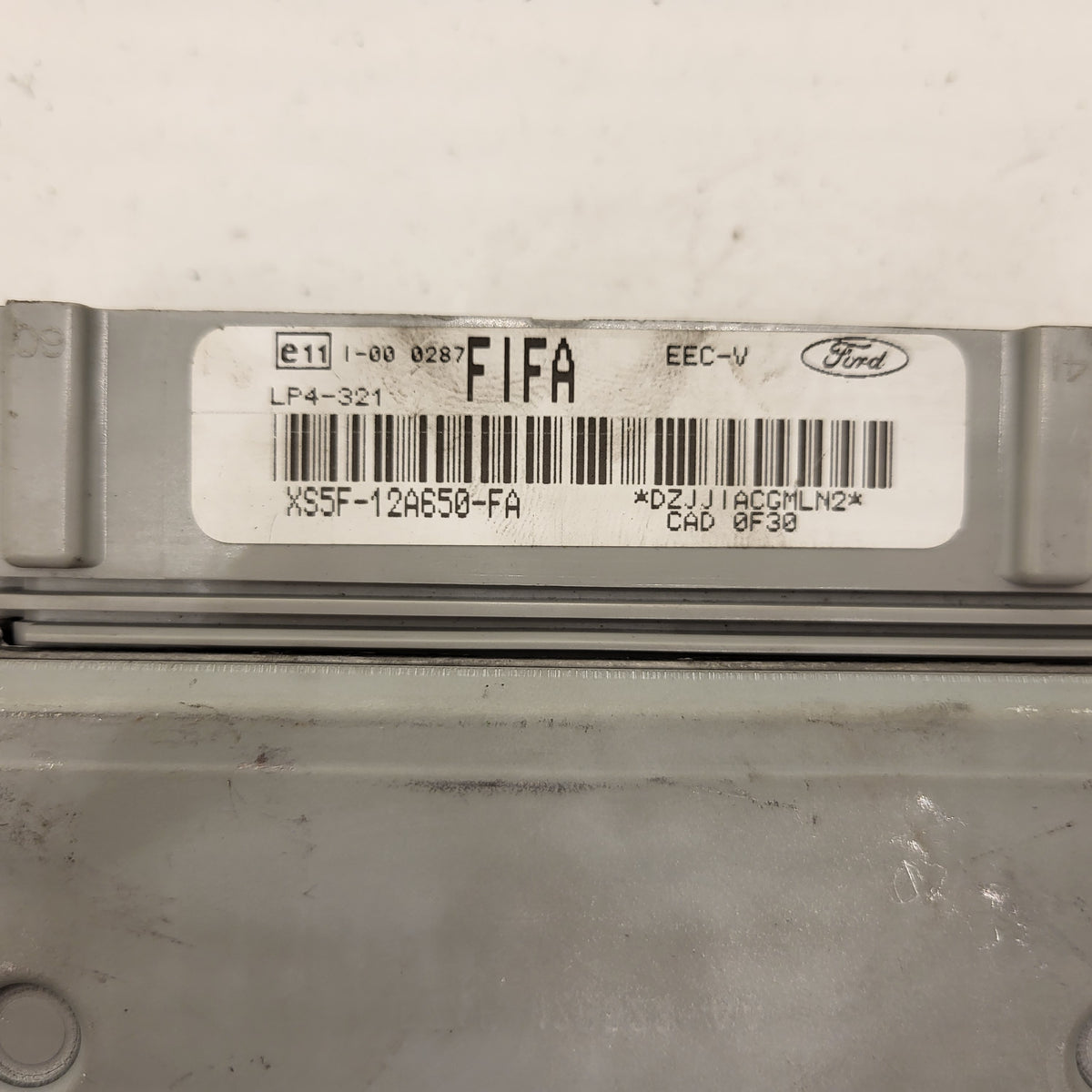 FORD KA ECU / XS5F-12A650-FA / FIFA / LP4-321 / EEC-V / - B78-21 - 3