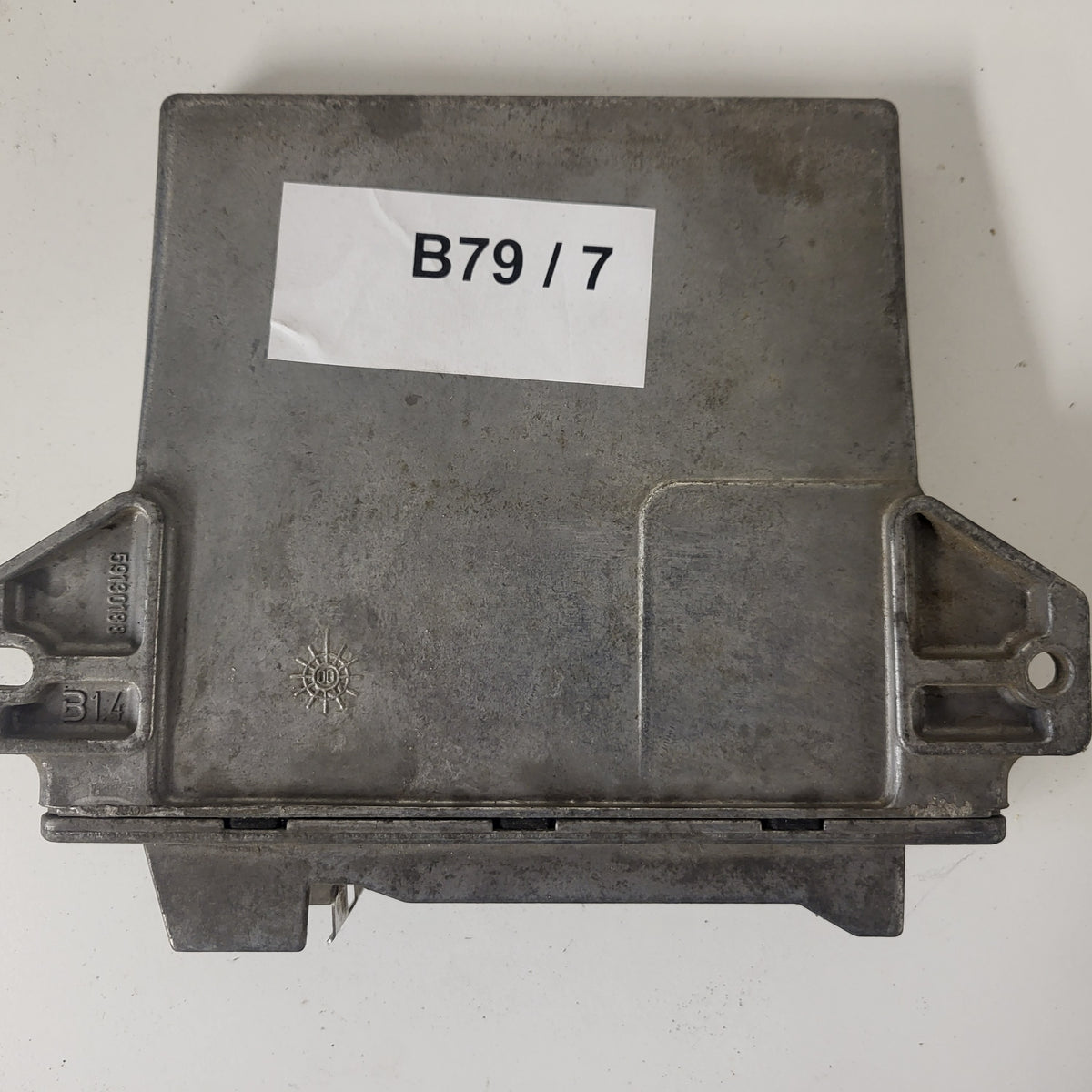 Renault Kangoo ECU / HOM 7700868300 / R04080010G / LUCAS - B79-07 - 3