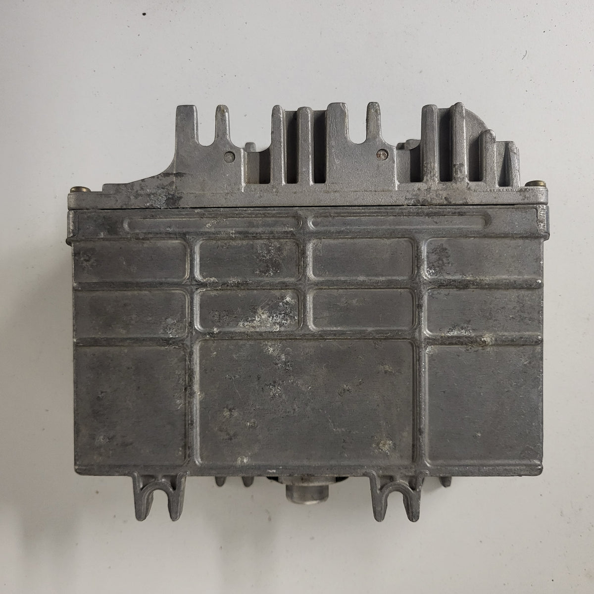 VW ECU / 030906027 / 0261204436 / BOSCH - B79-10 - 3