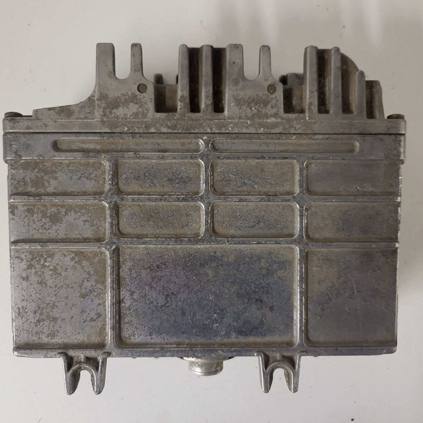VW ECU / 0261203184/185 / 8A0907311H / 26SA3398 / BOSCH