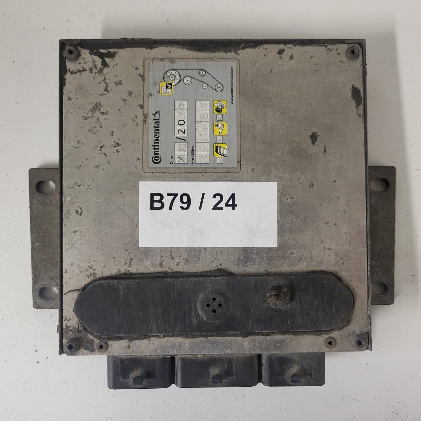 PEUGEOT 206 ECU / IAW 48P2.77 / 9643707380 / 9644925880 / MARELLI MAGNETS
