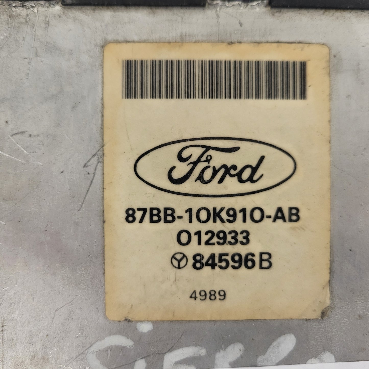 FORD SIERRA ECU / 87BB-10K910-AB / O12933 / 84596B /