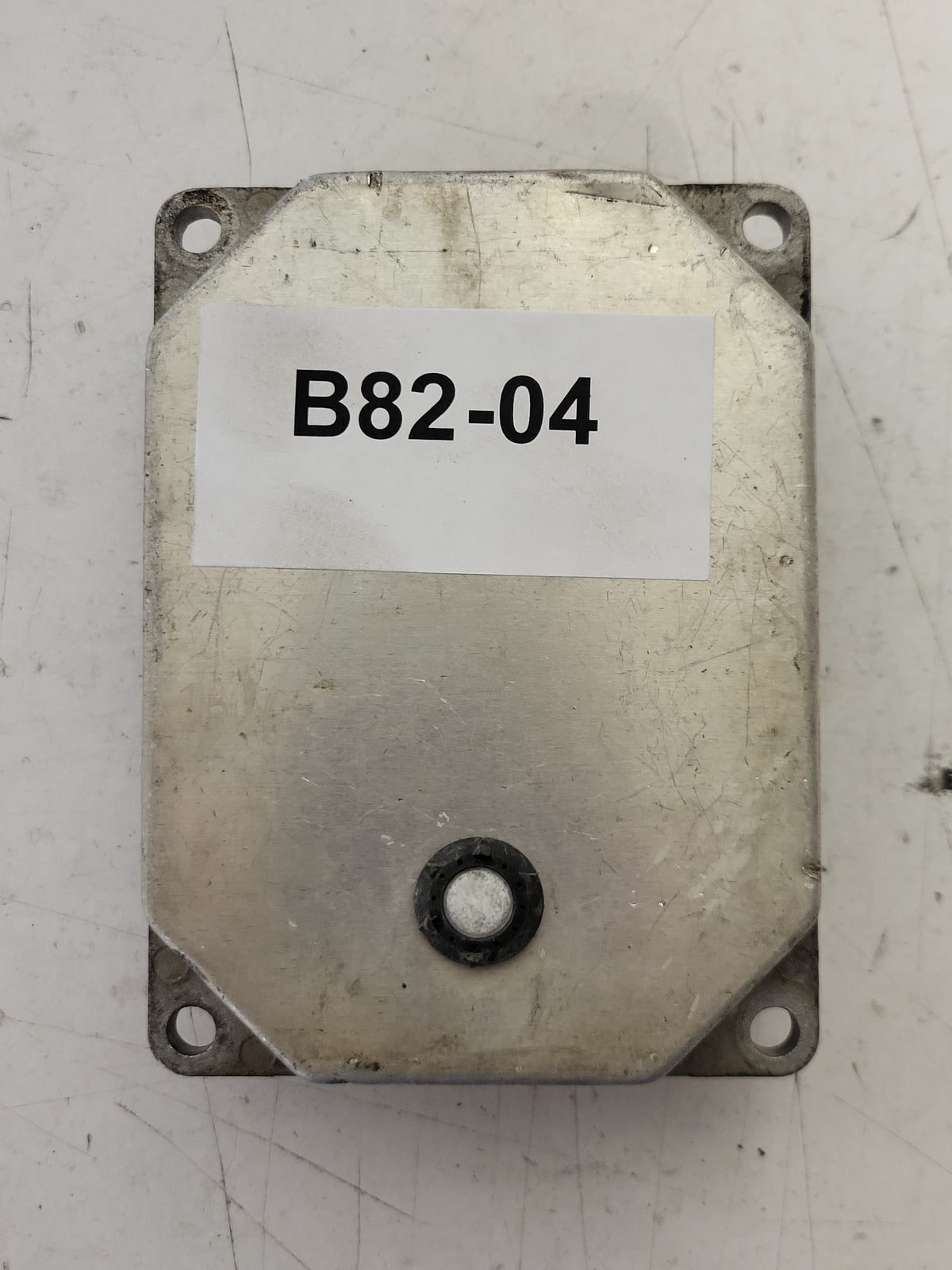 FIAT GRANDE PUNTO ECU / IAW 5SF3.M1 / 51798649 / 61601.098.08 / HW300 / MAGNETI - B82-04 - 3