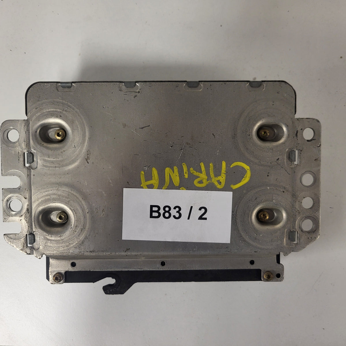 TOYOTA CARINA ECU / 0261204048 / 89661-05120 / 8966105120 / BOSCH - B83-02 - 3