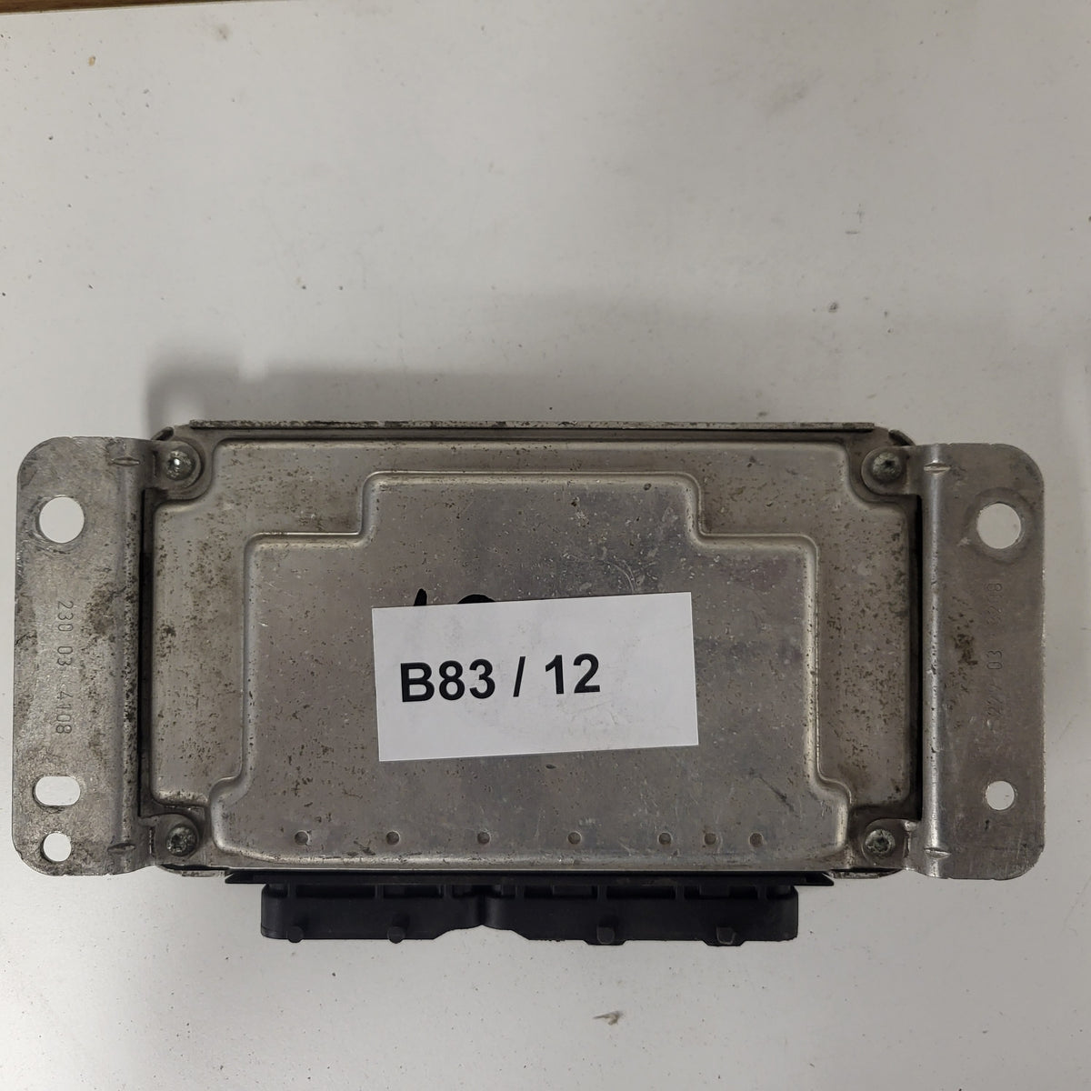 TOYOTA AYGO C1 107 ECU / 0261208702 / 89661-0H023 / BOSCH - B83-12 - 3