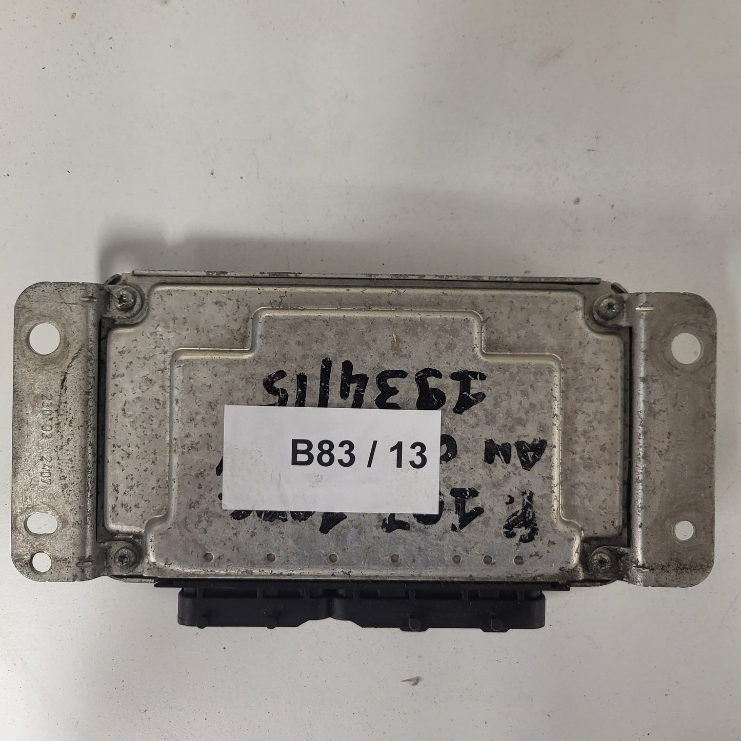 TOYOTA AYGO C1 107 ECU / 0261208702 / 89661-0H022 / BOSCH