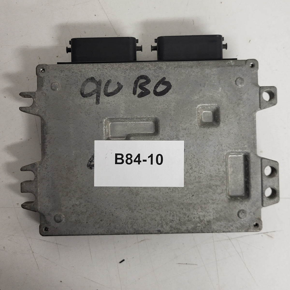 SUZUKI SX5 FIAT SEDICI ECU / 33920-79J2 / MB112300-2562 / L2 / DENSO - B84-10 - 3