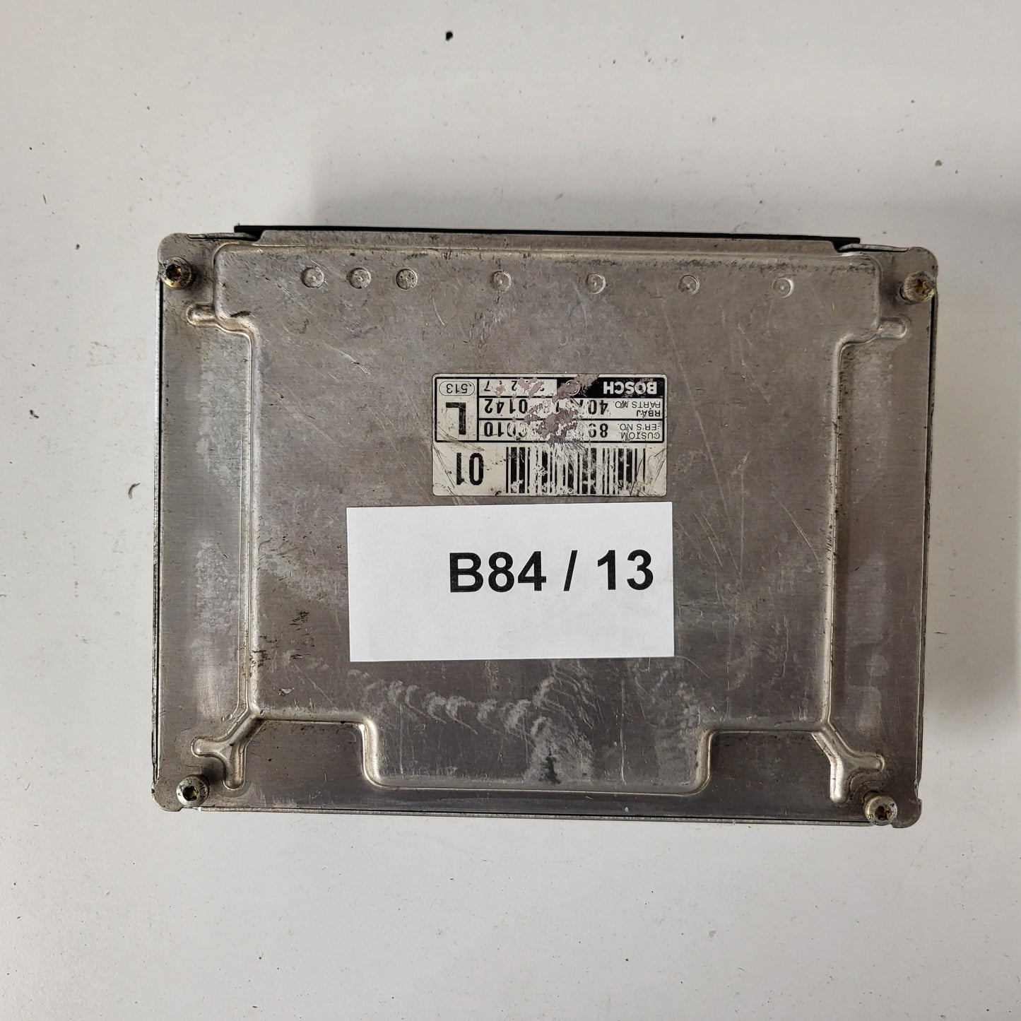 TOYOTA YARIS ECU / 0281011126 / 89661-52890 / 1039S01489 / BOSCH
