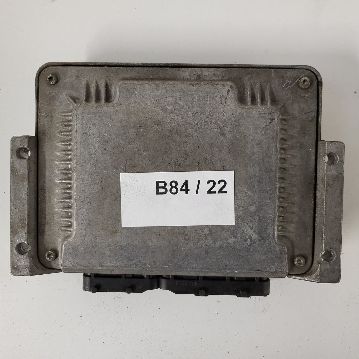 FIAT STILO 1.9 JTD ECU / 0281011553 / 55191209 / 19247DAA / BOSCH - B84-22 - 3