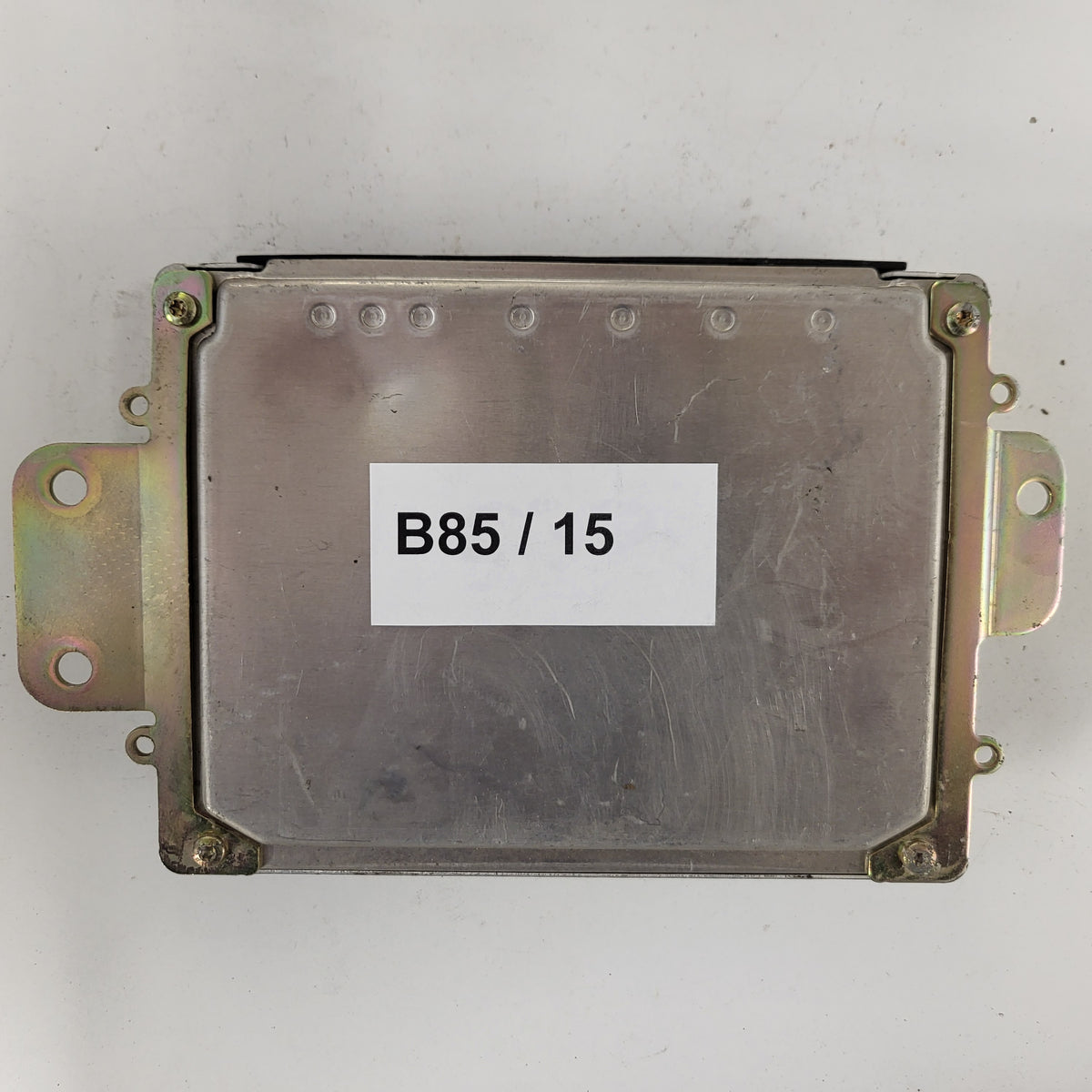 Nissan Almera ECU / 0281010141 / 23710 5M300 / 237105M300 / BOSCH - B85-15 - 3