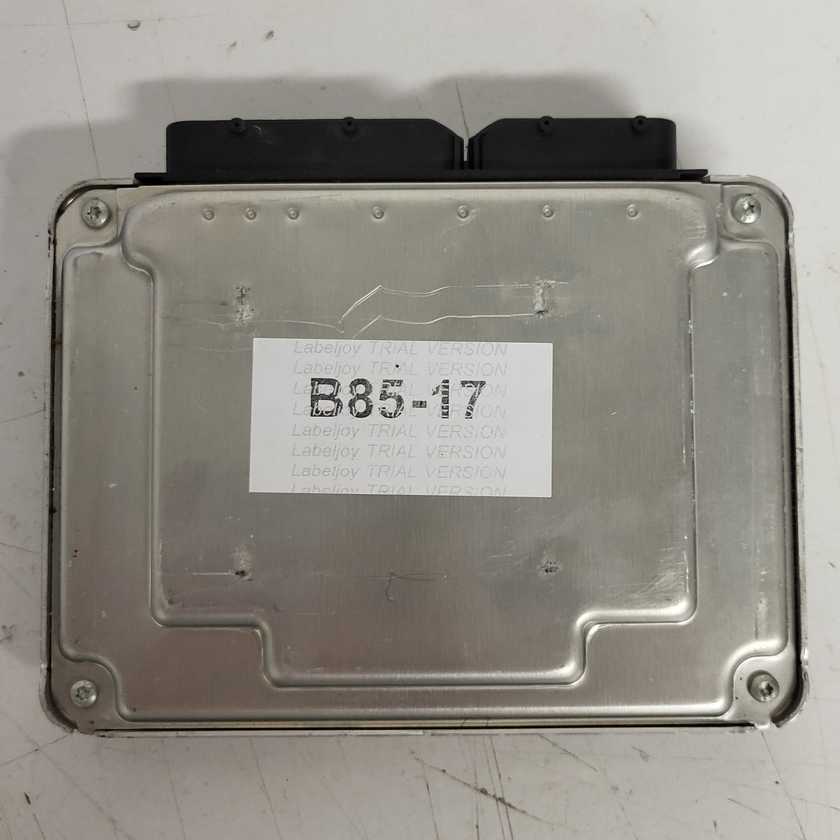 AUDI A4 ECU / 038906019LF / 0281011210 / EDC15P+ / 038906019 / BOSCH - B85-17 - 3