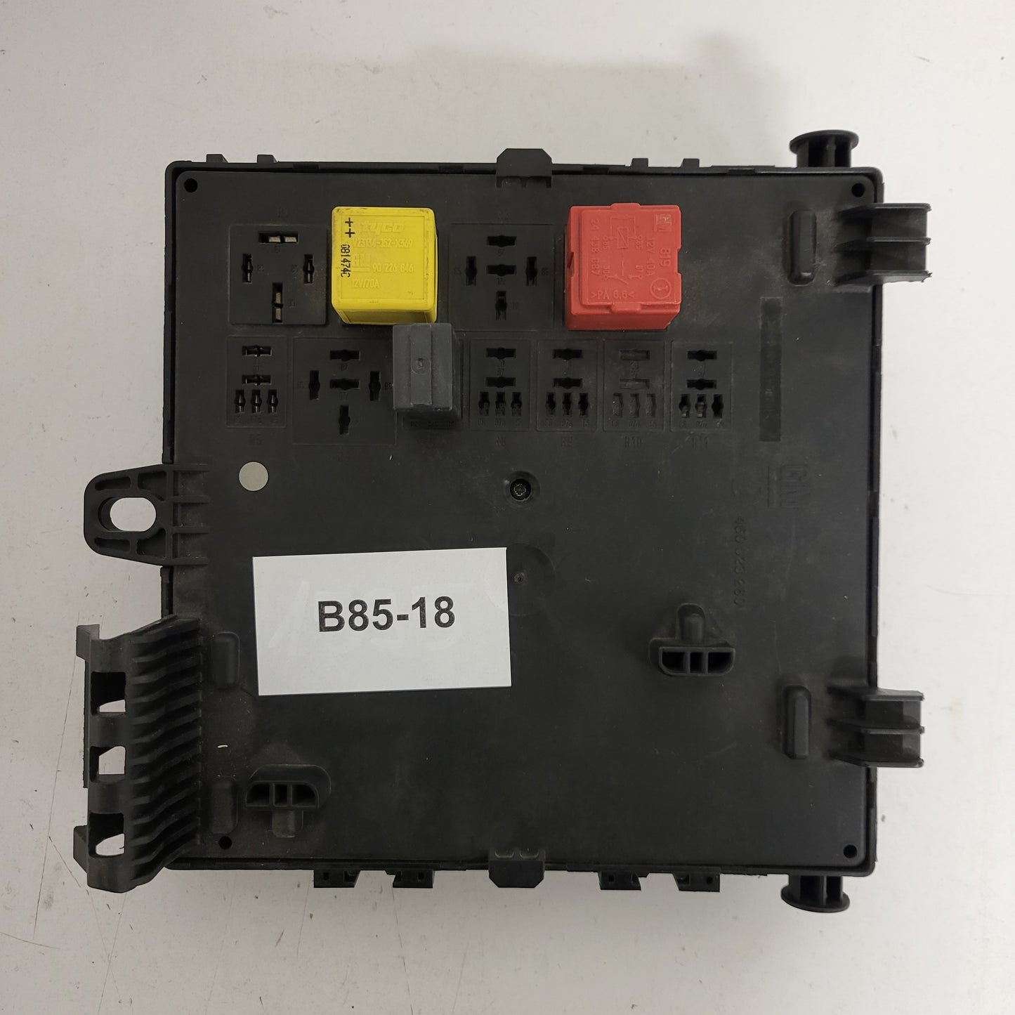 SAAB 9-3 OPEL FUSE BOX SCATOLA FUSIBILI / 460023260 - B85-18 - 3