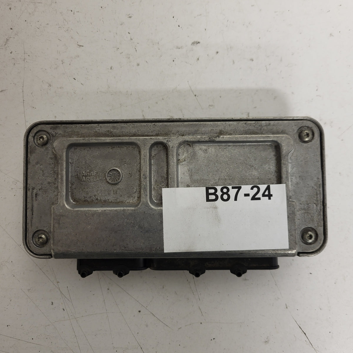 SEAT IBIZA ECU / 03C906024H / 4HV / IAW 4HV.H / 61601.363.04 / MAGNETI MARELLI - B87-24 - 3