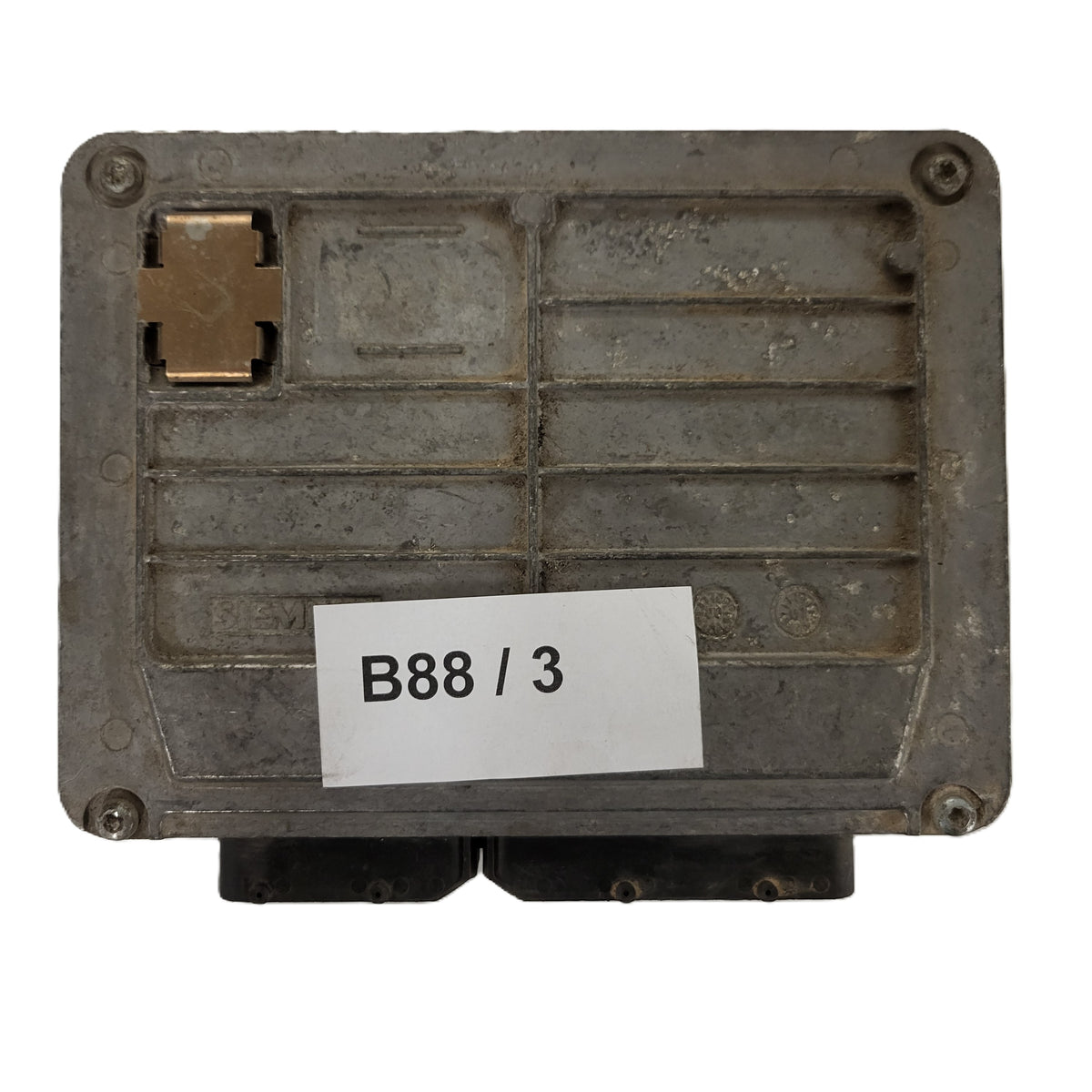 VW NEW BEETLE ECU / 06A906033L / 5WP40041 / 5WP4004101 / SIMOS 3.3A / SIEMENS - B88-03 - 3