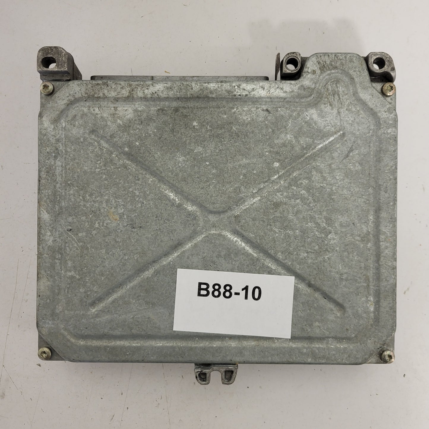 Renault ECU / S101725111Q / HOM7700860308 / 7700873465 / SIEMENS - B88-10 - 3