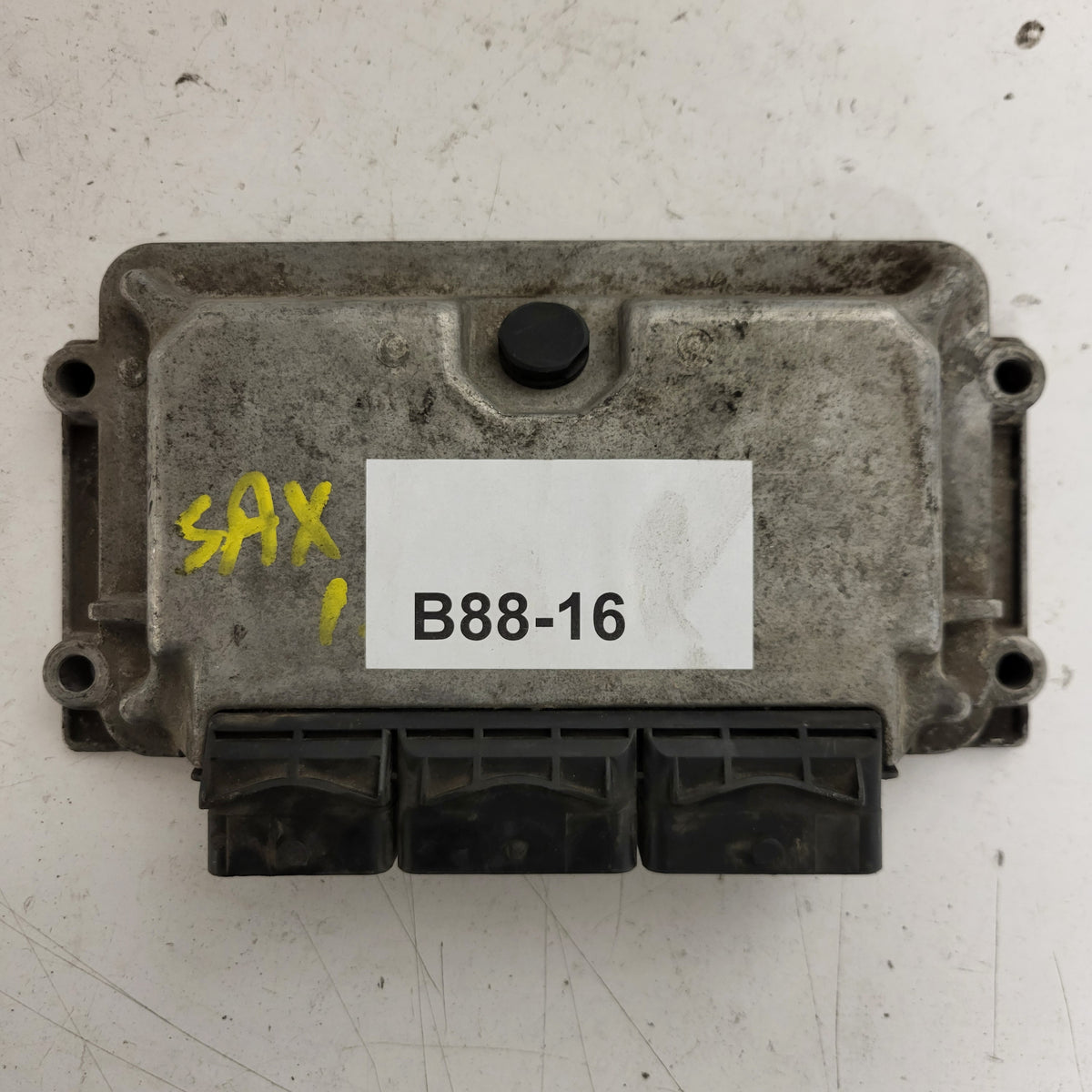 Citroen Saxo Peugeot 106 ECU / 0281001839 / 9630059880 / AS4 / BOSCH - B88-16 - 3