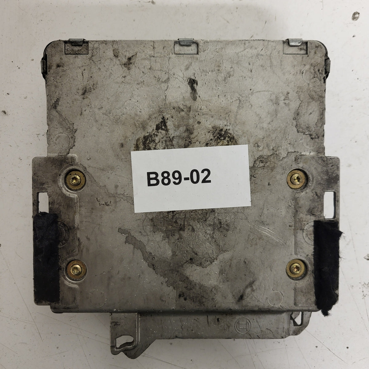BMW 3 E36 ECU / 0281001711 / 2247335 / BOSCH - B89-02 - 3