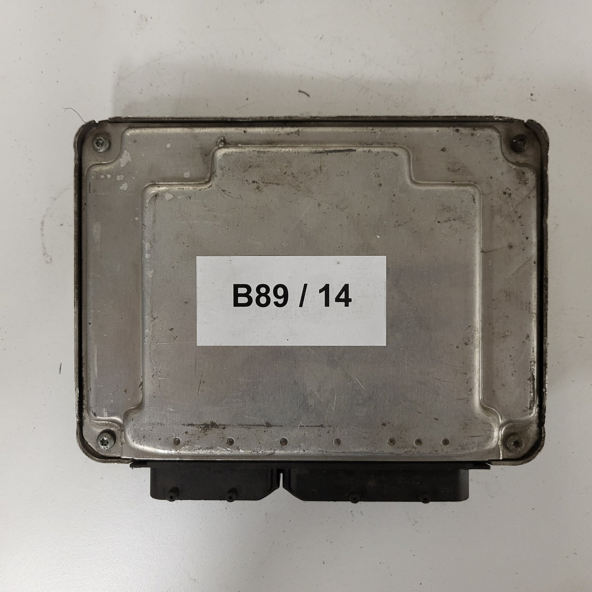 VW ŠKODA ECU / 045906019BG / 0281011244 / EDC15P+ / BOSCH - B89-14 - 3