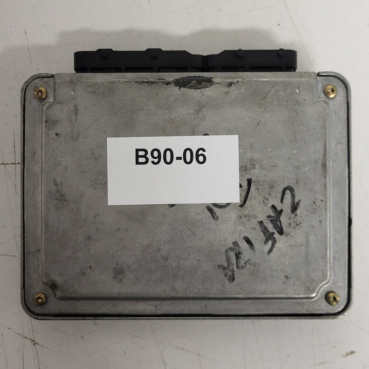 Opel Zafira 2.0 ECU / 0281010268 / 24417169 / BOSCH - B90-06 - 3