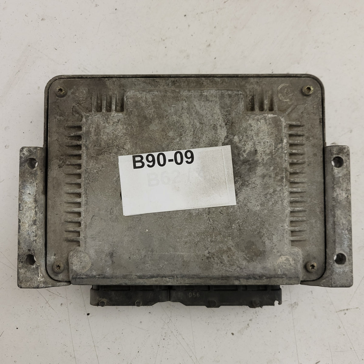 ALFA 147 ECU / 0281010332 / 55185365 / BOSCH - B90-09 - 3
