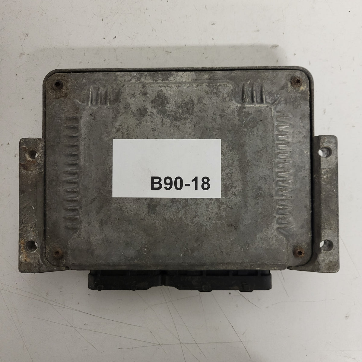 FIAT STILO 1.9 JTD ECU / 0281011553 / 55191209 / 19247DAA / BOSCH - B90-18 - 3