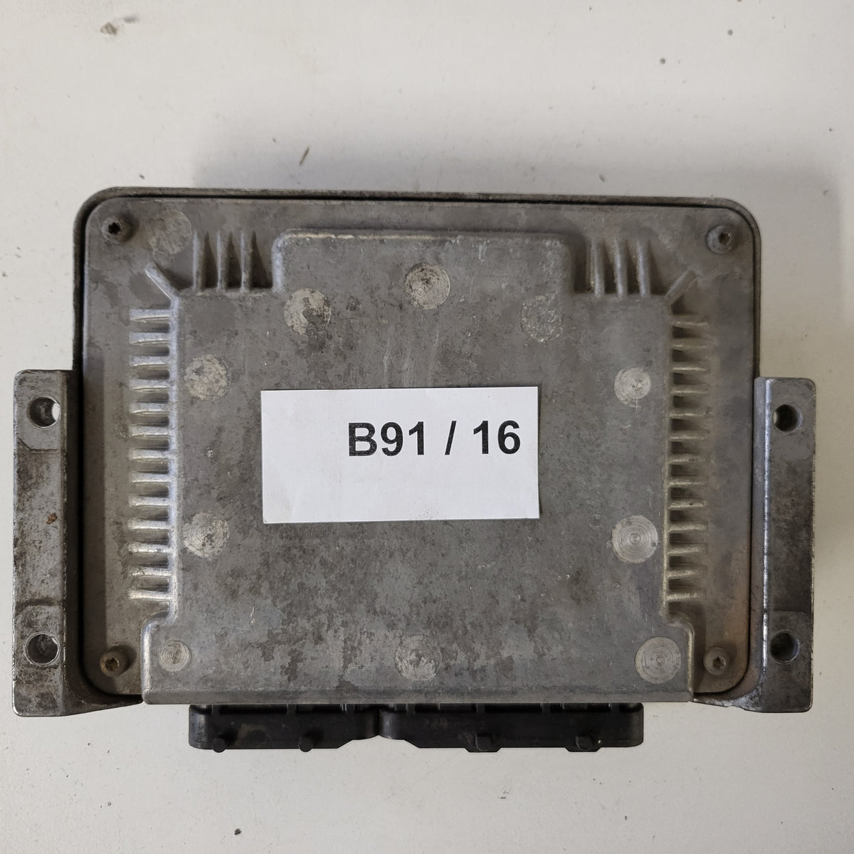 Fiat STILO ECU / 55181457 / 0281010337 / 19242YAA / BOSCH - B91-16 - 3