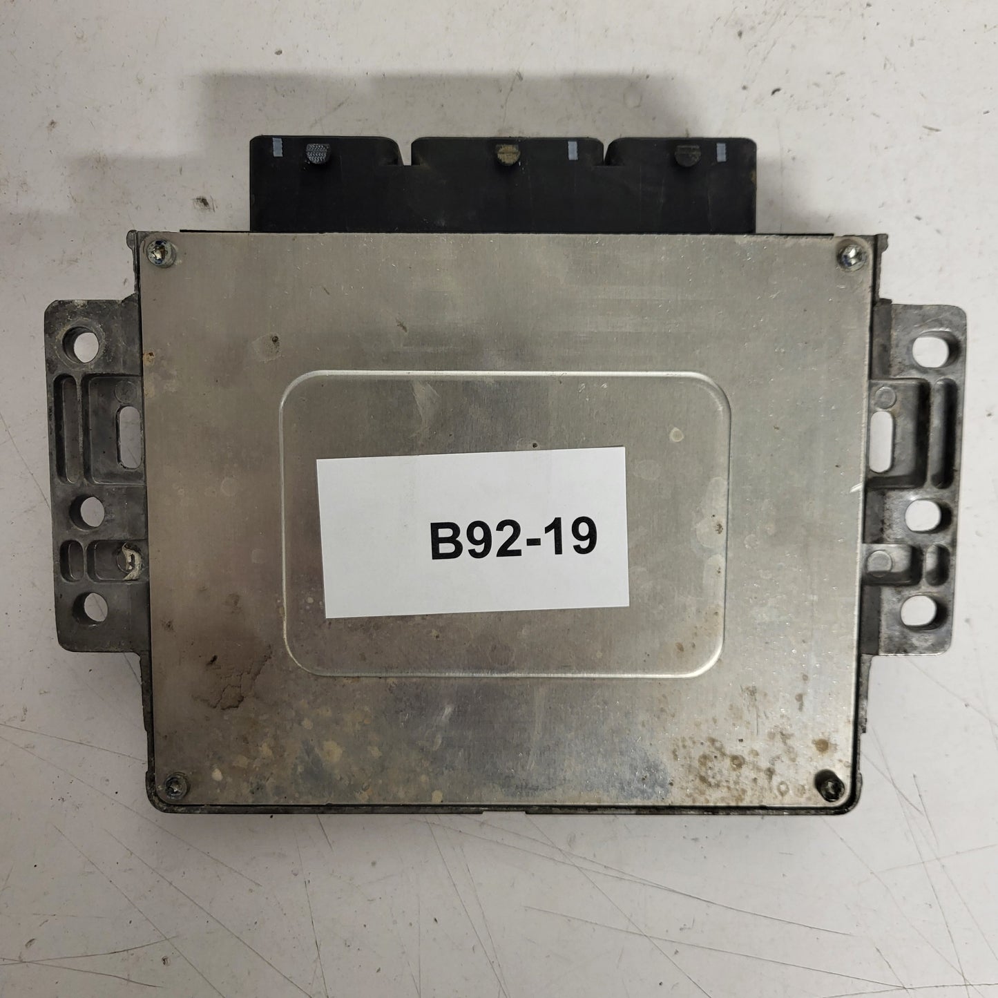 PEUGEOT 206 ECU / 21646584-5 / 9645211580 / 9644625680 / S2000-23