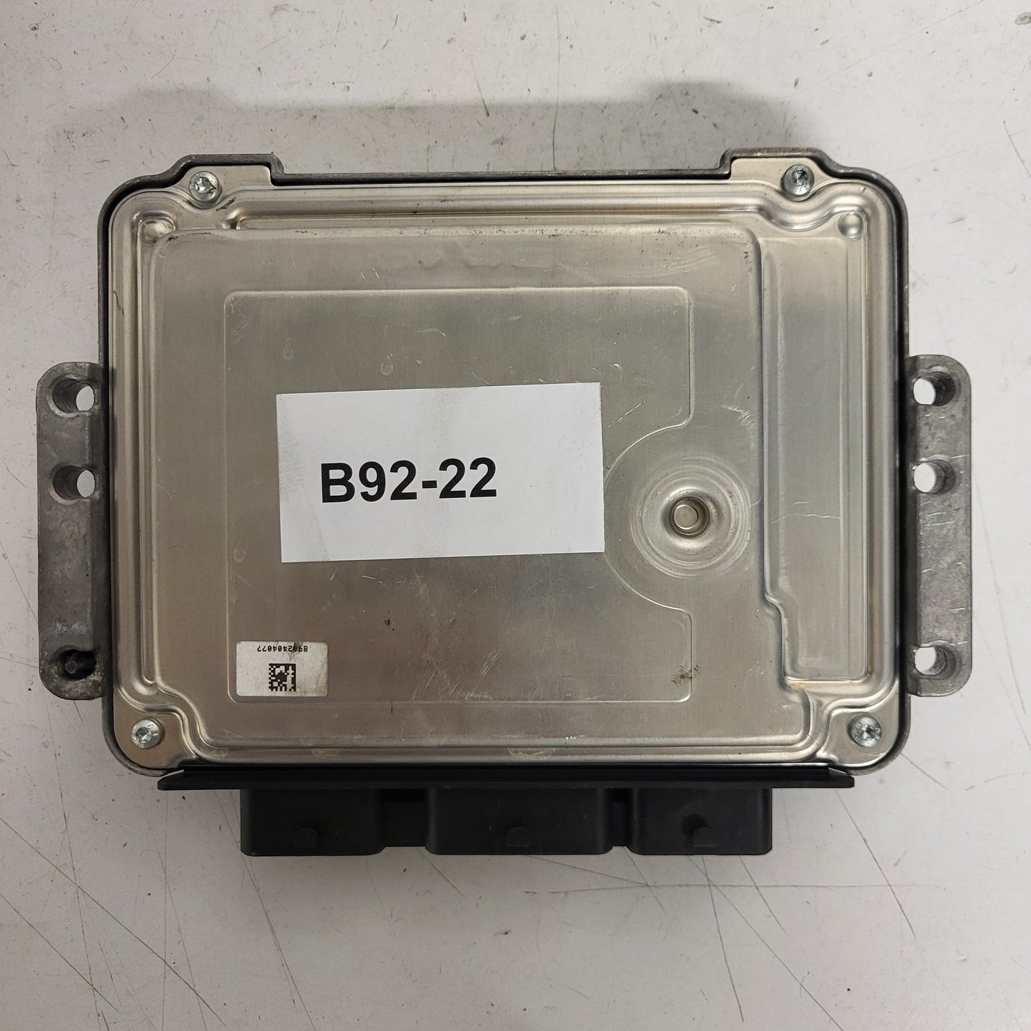 FORD FOCUS ECU / 8M51-12A650-XC / 0281015242 / 8XXC / DZL7S / BOSCH