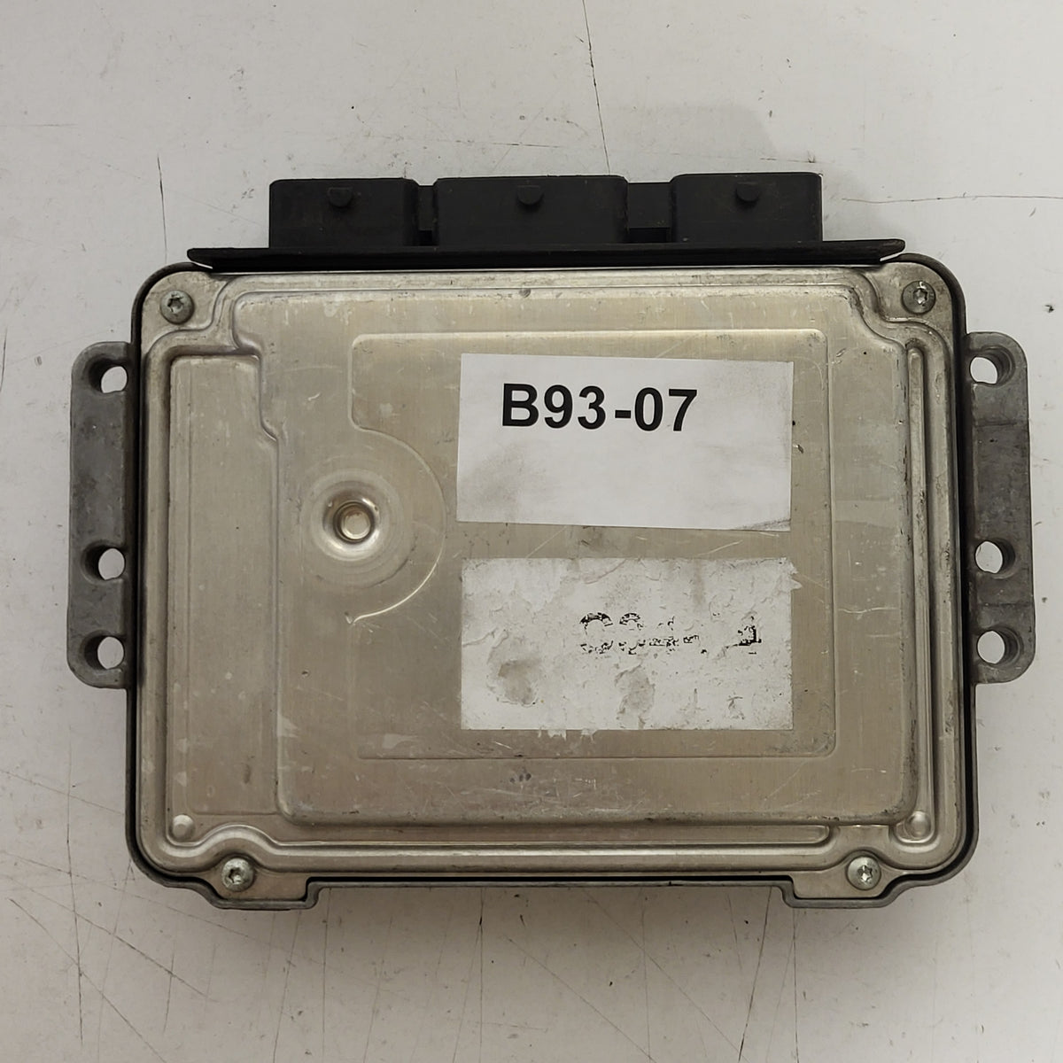 Renault ECU / 0281011549 / 8200310863 / 8200370779 / BOSCH - B93-07 - 3