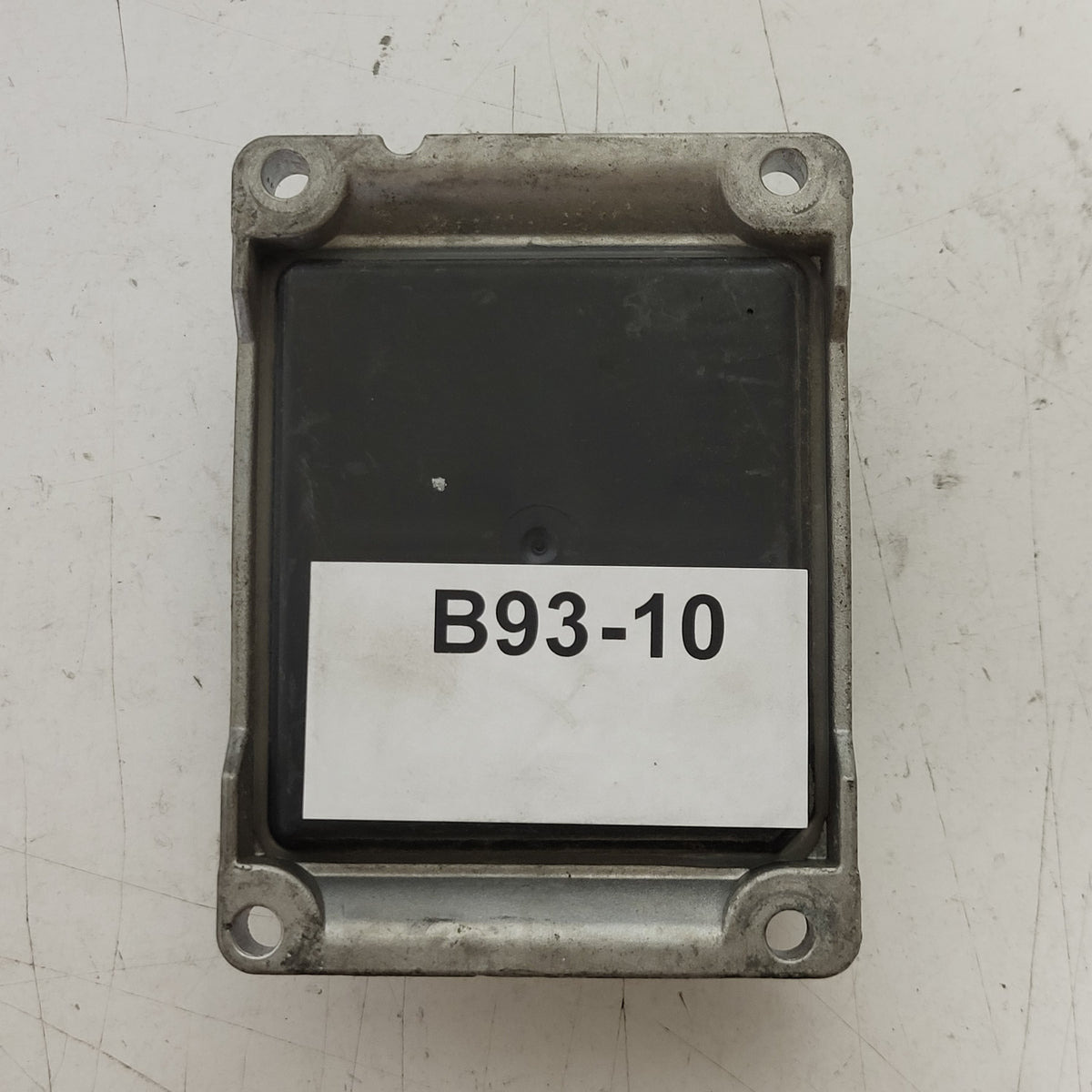 OPEL CORSA ECU / BOSCH / 0261208393 / 55354327 / BOSCH - B93-10 - 3