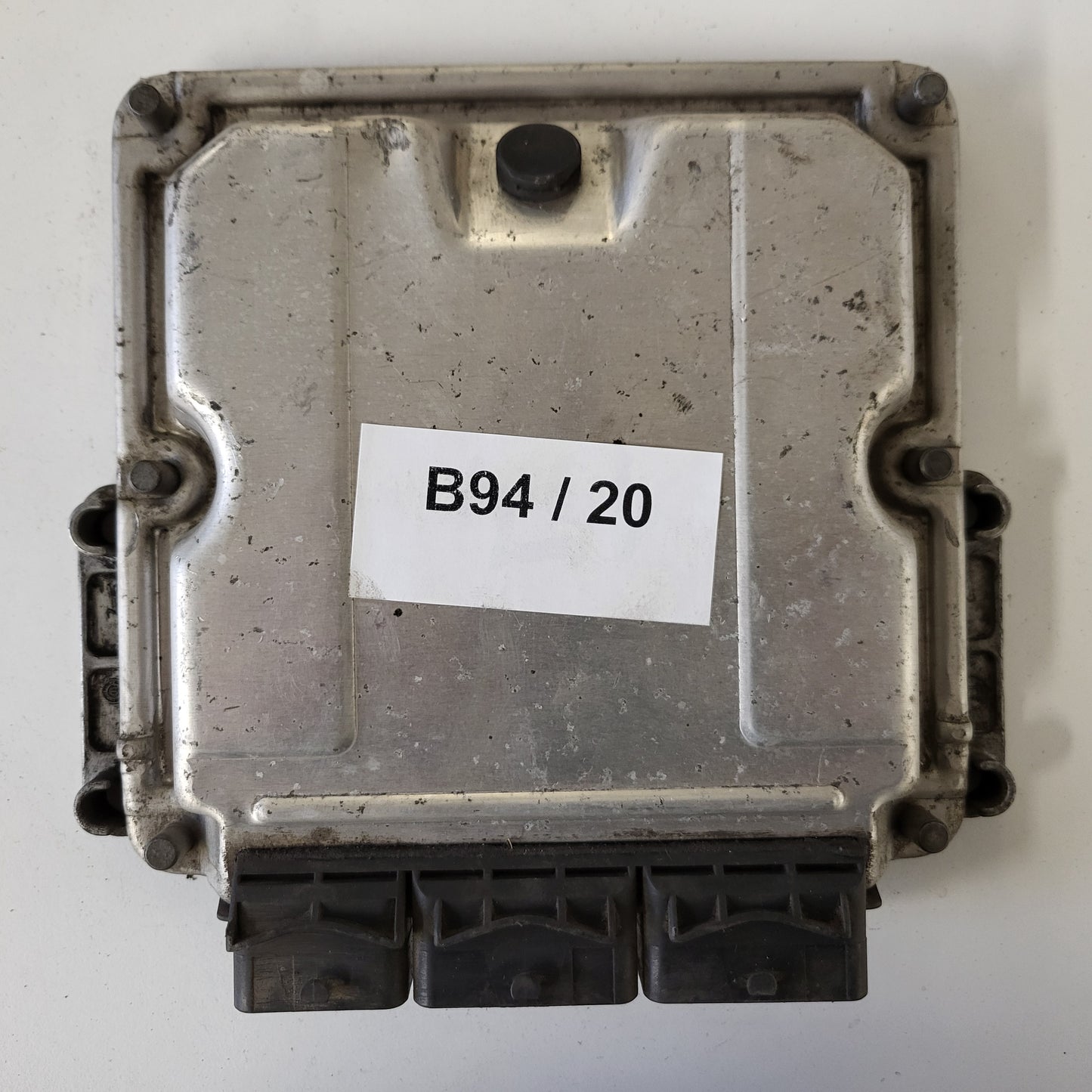 Renault Vel Satis Laguna ECU / 8200211711 / 8200211711 / 8200085386 / BOSCH