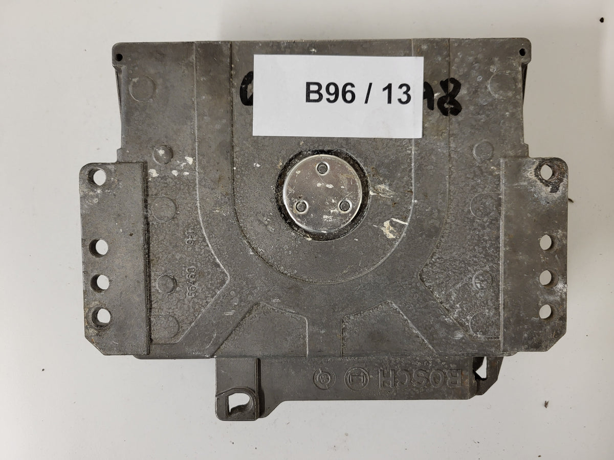 Peugeot Citroen ECU / 0261204788 / 9631528780 / MA3.1 / BOSCH - B96-13 - 3