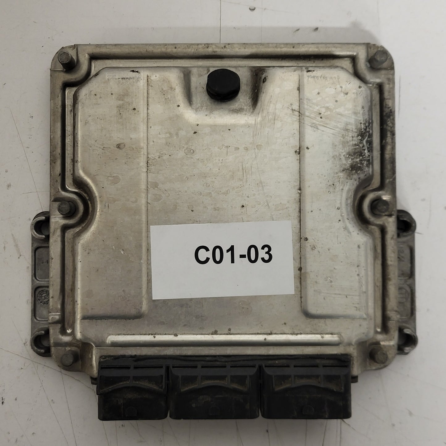 RENAULT ECU / 0281010819 / HOM8200039569 / 8200166362 / BOSCH