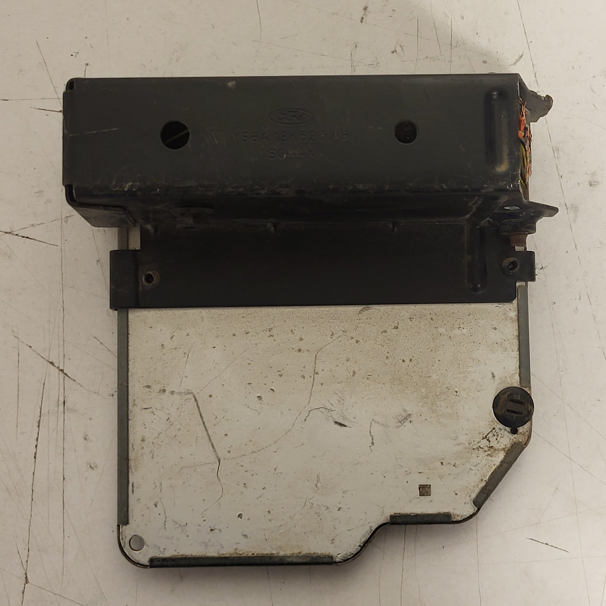 FORD ECU / SIEMENS / 1S6A-12A650-AC / S110678003C / S110678003 / SIM20 / J38AC - C02-06 - 3