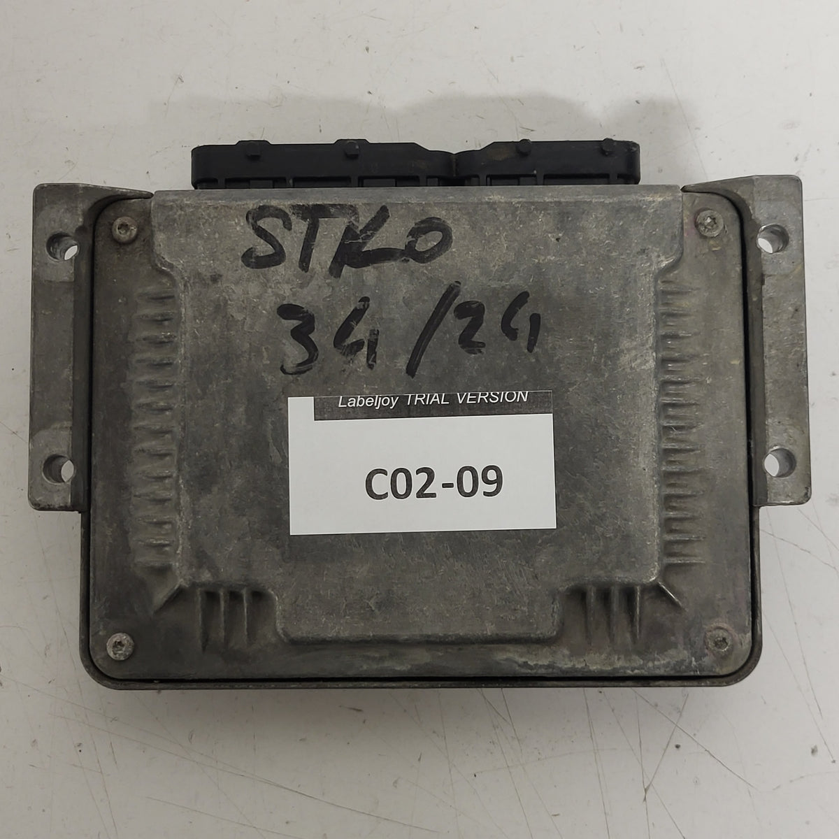 FIAT STILO ECU / 0281011552 / 55191208 / 1039S03881 / BOSCH - C02-09 - 3