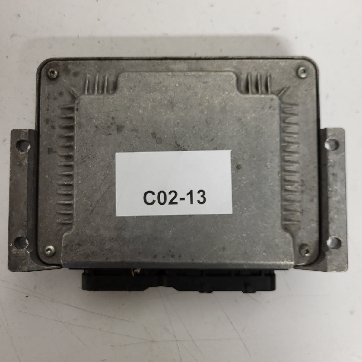 ALFA 147 1.9 ECU / 0281011488 / 55189421 / BOSCH - C02-13 - 3