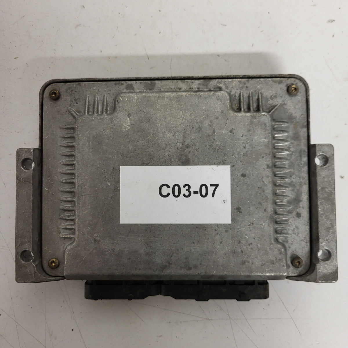Fiat STILO 1.9 ECU / 0281011421 / 55188214 / BOSCH - C03-07 - 3