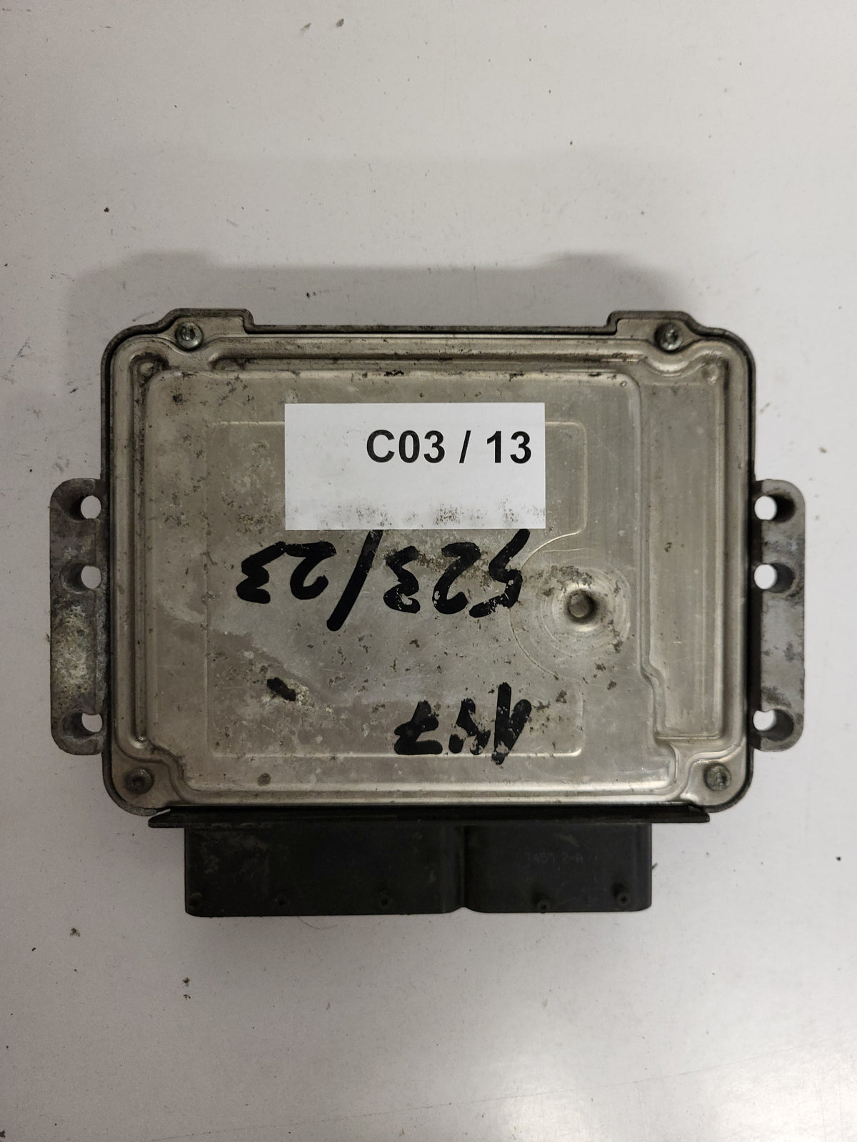 ALFA ROMEO 147 ECU / 0281012858 / 55204755 / BOSCH - C03-13 - 3