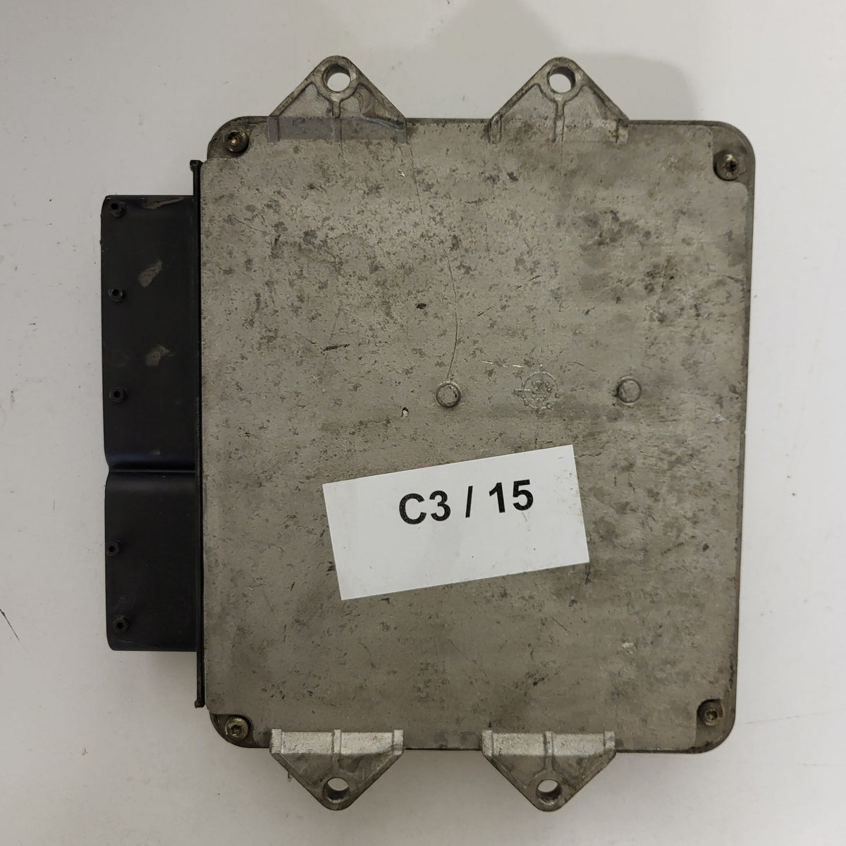 Fiat Punto 1.3 ECU / 55186608 / MJD 6JF.P3 / HW01B / MAGNETI MARELLI - C03-15 - 3